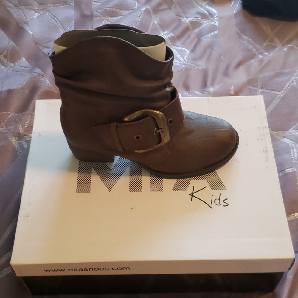 MIA kids Mariah boots